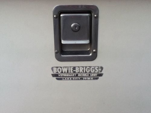 Bowie-briggs veterinary mobile unit for sale