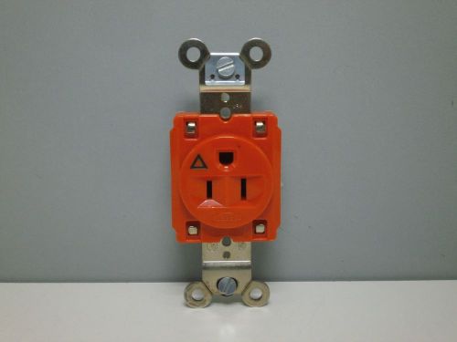 Hubbell IG-5261 Single Receptacle Isolated Ground 15A 2P 3W 125VAC or VDC 5-15R