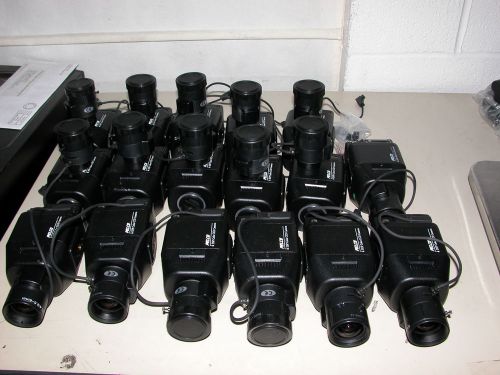 Lot of 17 pcs. Pelco DSP Color CCD Camera  CC3700H-2 w/ F1.4 / 2.5-6 mm Lens.