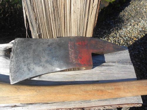 VINTAGE FORESRTY FIRE AXE~AX W/ HANDLE TRUE TEMPER KELLY WORKS