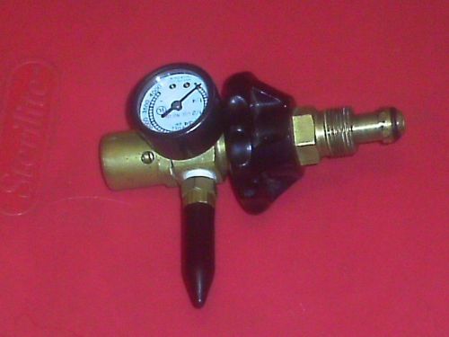 4000 psi air regulator for blowwing up balloons or change nozzel for more uses
