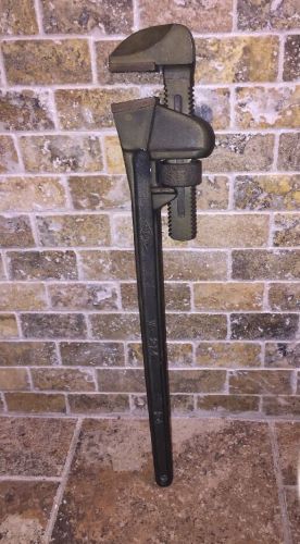 AMPCO W-214  Non-Sparking 24&#034; Pipe Wrench, Bronze Excellent Condition