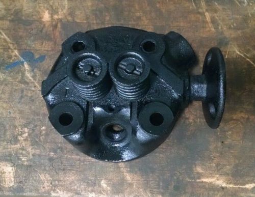 Old McCormick Deering International IH LA LB Engine Cylinder Head Good Valves