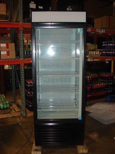 Royal Vendors 027 Cooler / 6 Shelves (678)