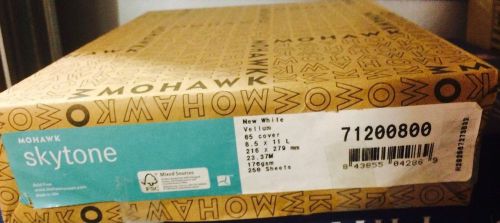 25 Sheets of Mohawk Skytone - 65# New White Vellum Cover 8.5&#034; X 11&#034; 25 sht. pkg