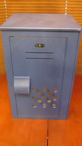 Bradley lennox bench locker_1 shelf_durable plastic_locking door for sale