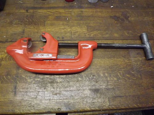 Ridgid hd pipe cutter 2&#034;-4&#034;  model no.4 pipe threading install tool cutting for sale