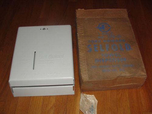 Vintage NOS Fort Howard Paper Green Bay Selfold Towel Dispenser White Metal 546