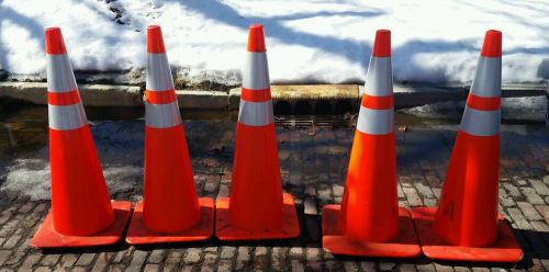 Set of 5 Florida DOT Approved 36&#034; Traffic Safety Cones orange + reflective tape