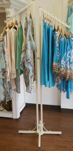 Boutique Clothing Rack 2- Way slanted  Arms