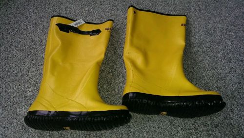 Servus by Honeywell  Pr of Men&#039;s Rubber Protective Overboot A380  Size 8 Yellow