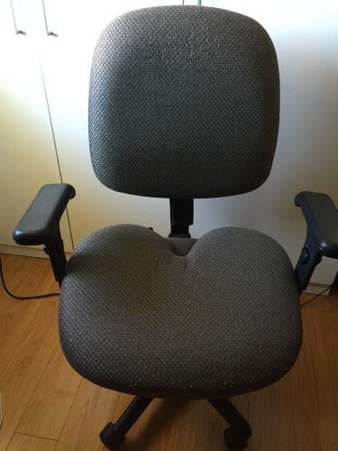 Office Fabric Task Chair- Adjustable armrests, back height and seat height