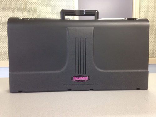 GO! Showstyle Brief Case Self-Packing Display Excellent Condition