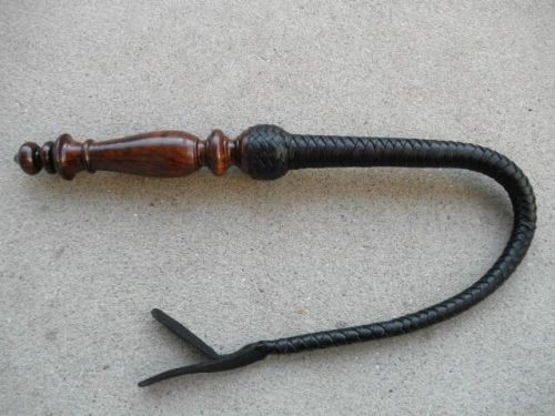 BLACK Leather Flogger BULL WHIP with WOOD WOODEN HANDLE - HORSE TRAINER TOOL