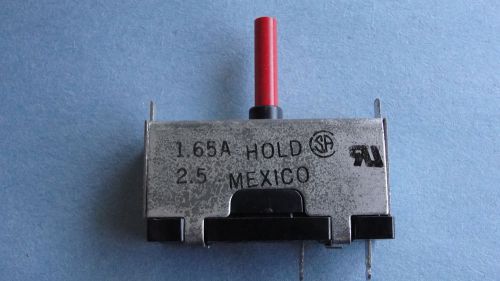 81502.5 - QTY 1 - NEW LITTELFUSE  CIRCUIT BREAKER 1.65A  HOLD 2.5