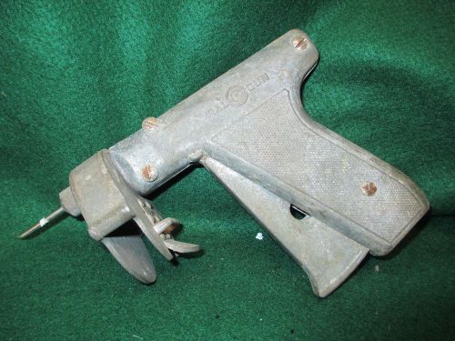 Vintage Veterinary Ral Gun Implanter Spaulding Product   #1173/R2