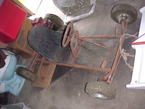 Vintage Bug Wasp Go Kart W/Clinton Gas Engine Motor--Bug Wasp--Needs Restoration