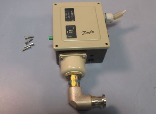 Danfoss en 60947 -4/-5 differential pressure switch type rt 30 ab used for sale