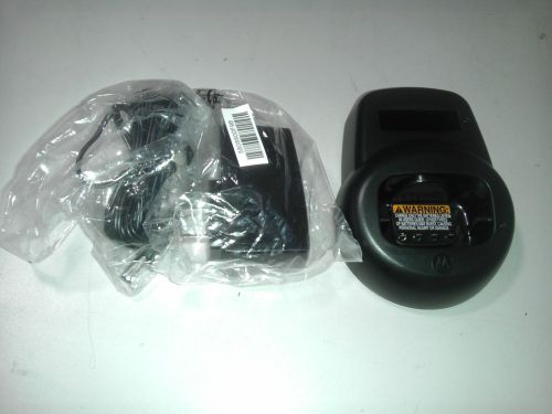NEW Genuine CLS Radio Charger Motorola  HCTN4001A  56553  CLS1110  CLS1410  VL50