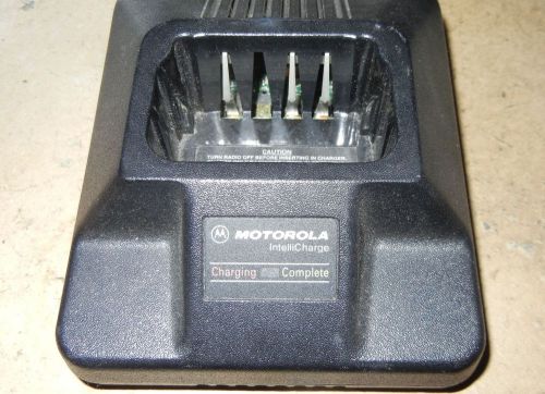 Motorola HTN9042A Radius P1225 GP300 GTX800 GTX900 Rapid Charger Intellicharge B