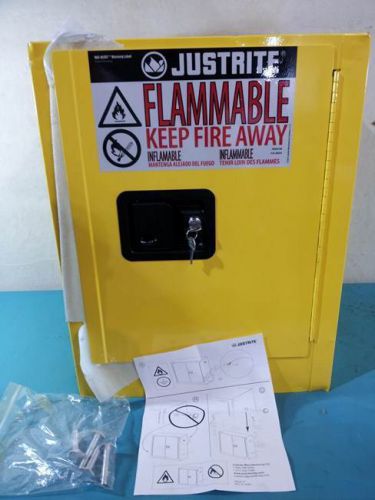 Justrite 890400 4 Gal, 1 Door, Standard Flammable Safety Cabinet