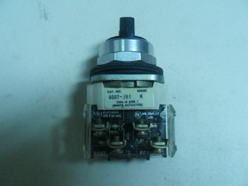 (N2-1) 1 ALLEN BRADLEY 800T-J91 SELECTOR SWITCH