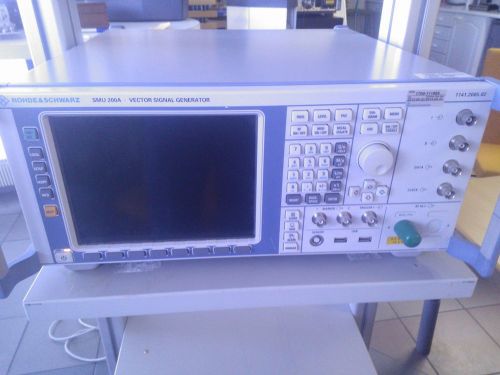 Rohde &amp; Schwarz CMU-200 Universal Radio Communications (GSM)
