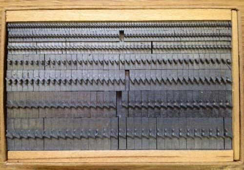 Letterpress Metal Type Handy Box No.5 Forum Hyphens 10pt-36pt Vintage Type Font