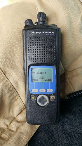 Motorola xts5000 700/800 astro handheld radio h18ucf9pw6an quantity available for sale