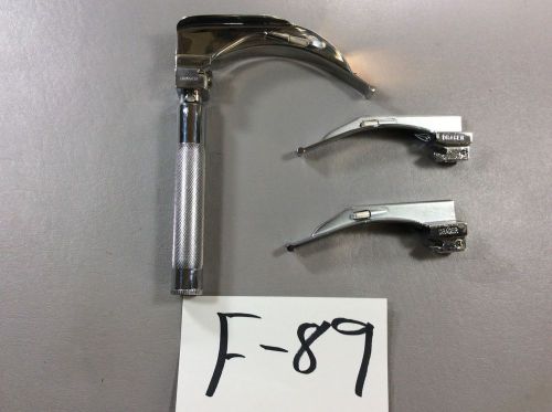 Drawer  Plus 3 Blades Laryngoscope Lighted Set.      F-84