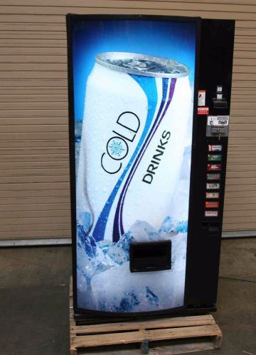 Dixie Narco DNCB 368R/216-8 soda vending machine in Las Vegas - nice condition