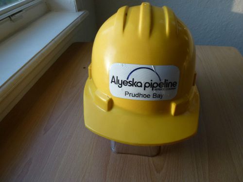 Hard Hat from the Alaska pipeline Prudhoe Bay ice road truckers belt buckle