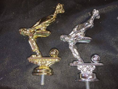 19 ALLIED VINTAGE METAL BOWLING MAN DROPPING BALL ON FOOT TROPHY TOPS 5 1/2&#034;