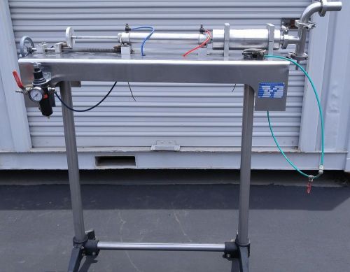 Accutek Piston Filler 32oz. Filling Pump