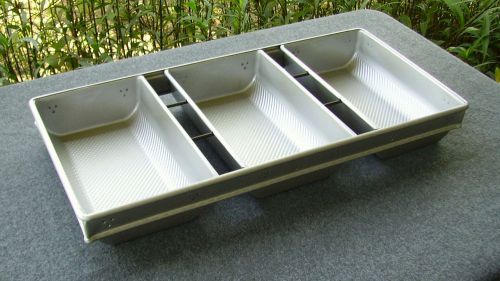 Large HD Commercial 3 Loaf Rye Bread Baking Pan Tray Chicago Metalic 47125