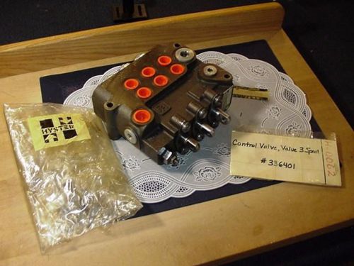 Fork Lift Hyster 336401 / Parker-Hannifin 262200 Control Valve 3 Spool NEW!