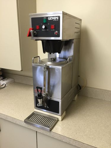 Curtis Gemini System 120A Model GEM-120A  Coffee Brewer/Warmer