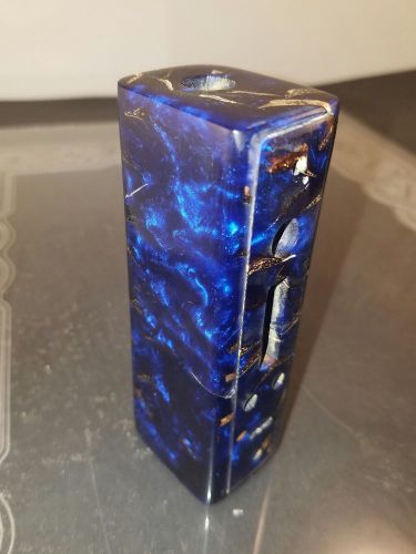 Stabilized pinecone hybrid mod box enclosure with dna 75