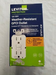 Leviton R92-GFWT1-KW Receptacle, White