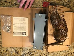 White Rodgers Indoor-Outdoor Control &#034;Level Temp&#034; 1050-1 (NEW - 2 Available)