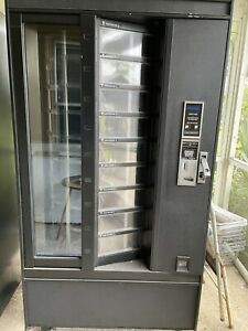 Crane National 431 Cold Food/Drink Vending Machine (rotating) - Used