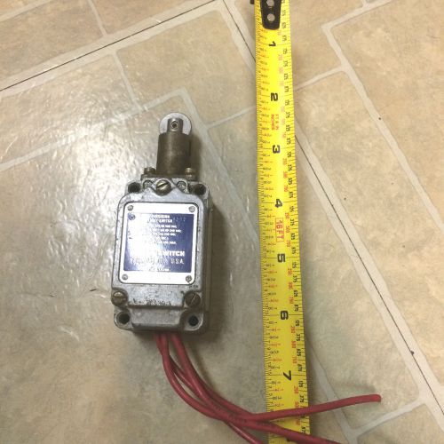 Honeywell Microswitch Precision Limit Switch #5LS1 Used