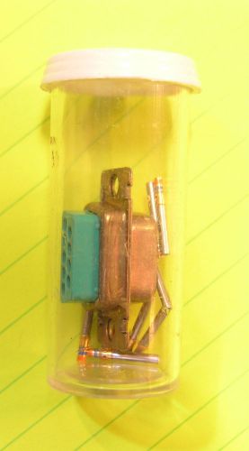 *** NEW *** 9-Pin female SubD Mil. Spec. M24308/2-1F connector with sockets