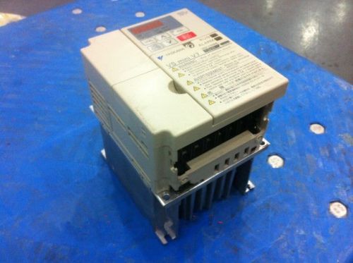 1PC Used Yaskawa CIMR-V7TA21P5 inverter 220V 1.5KW (plus radiator) tested