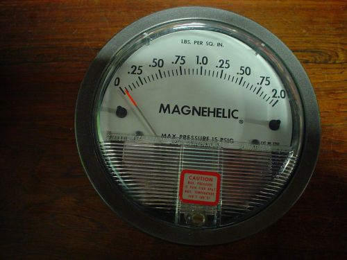 Dwyer Magnehelic Cat. # 2202 Pressure Gauge - New - 60 Day Warranty