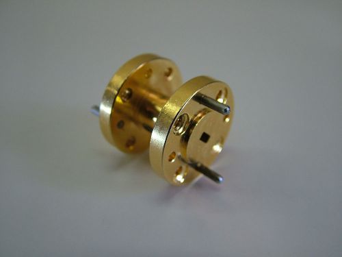WR10 TO WR12  ADAPTER WAVEGUIDE ( 75 - 110GHz TO 60 - 90GHz )  W TO E BAND