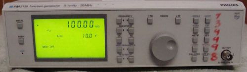 PHILIPS - FLUKE  PM5139 0.1 MHz - 20 MHz FUNCTION GENERATOR! CALIBRATED!