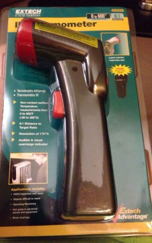 Extech 42529 Infrared Thermometer with Laser Pointer New Comes With Case
