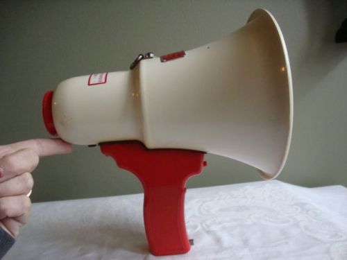 Federal signal corp model a12s voice gun portable megaphone bullhorn for sale