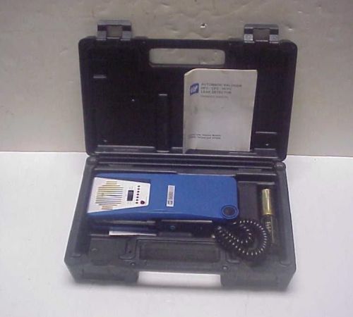 TIF 5650 Automatic Halogen Leak Detector w Case